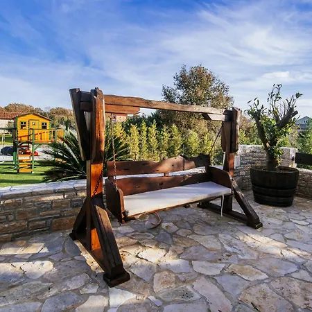 Marta Zadarvillas Poljica-Brig