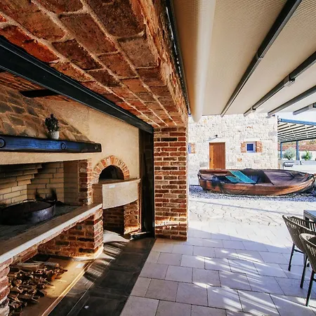 Marta Zadarvillas Poljica-Brig