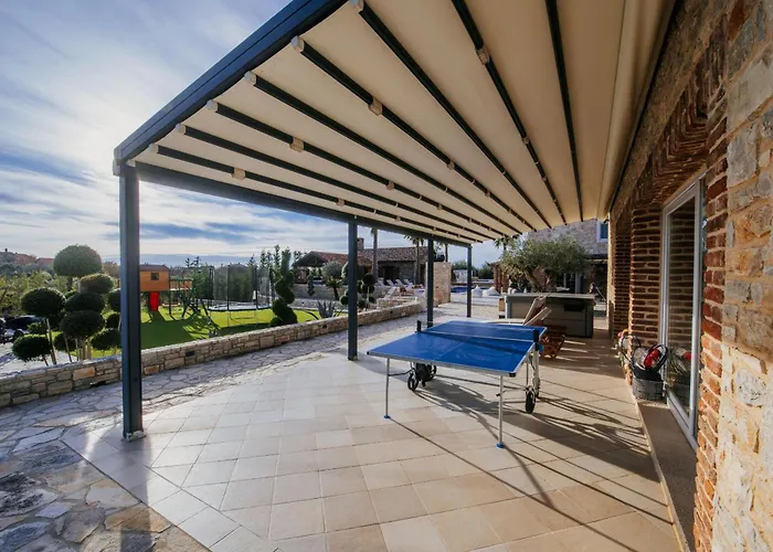 Willa Marta Zadarvillas *